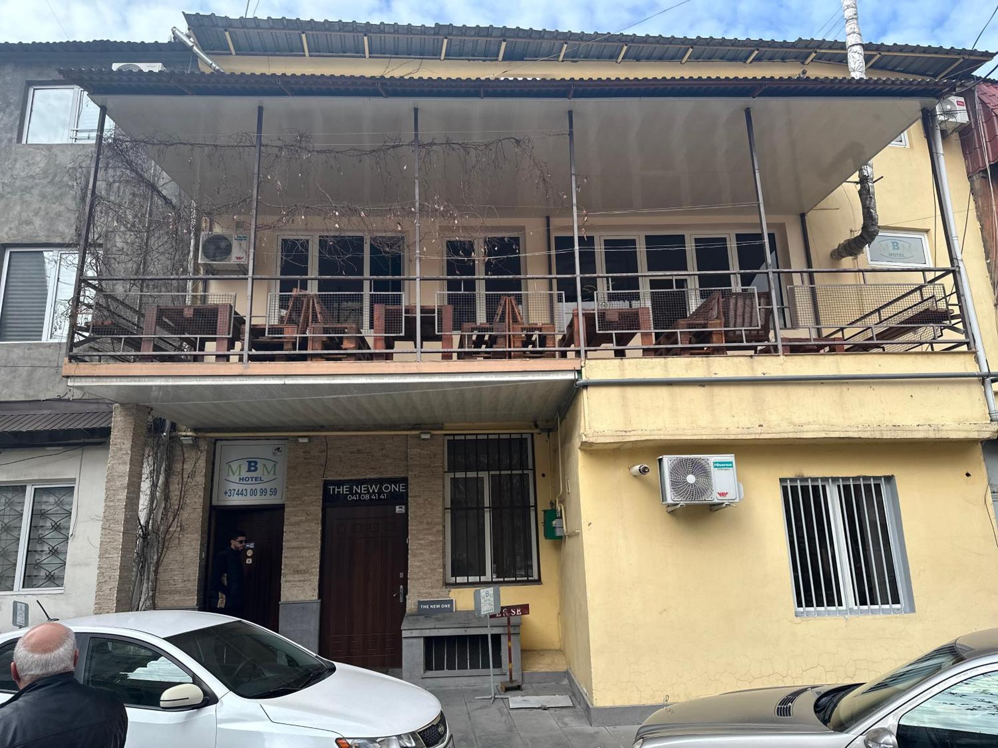 Express Hotel Yerevan Ngoại thất bức ảnh